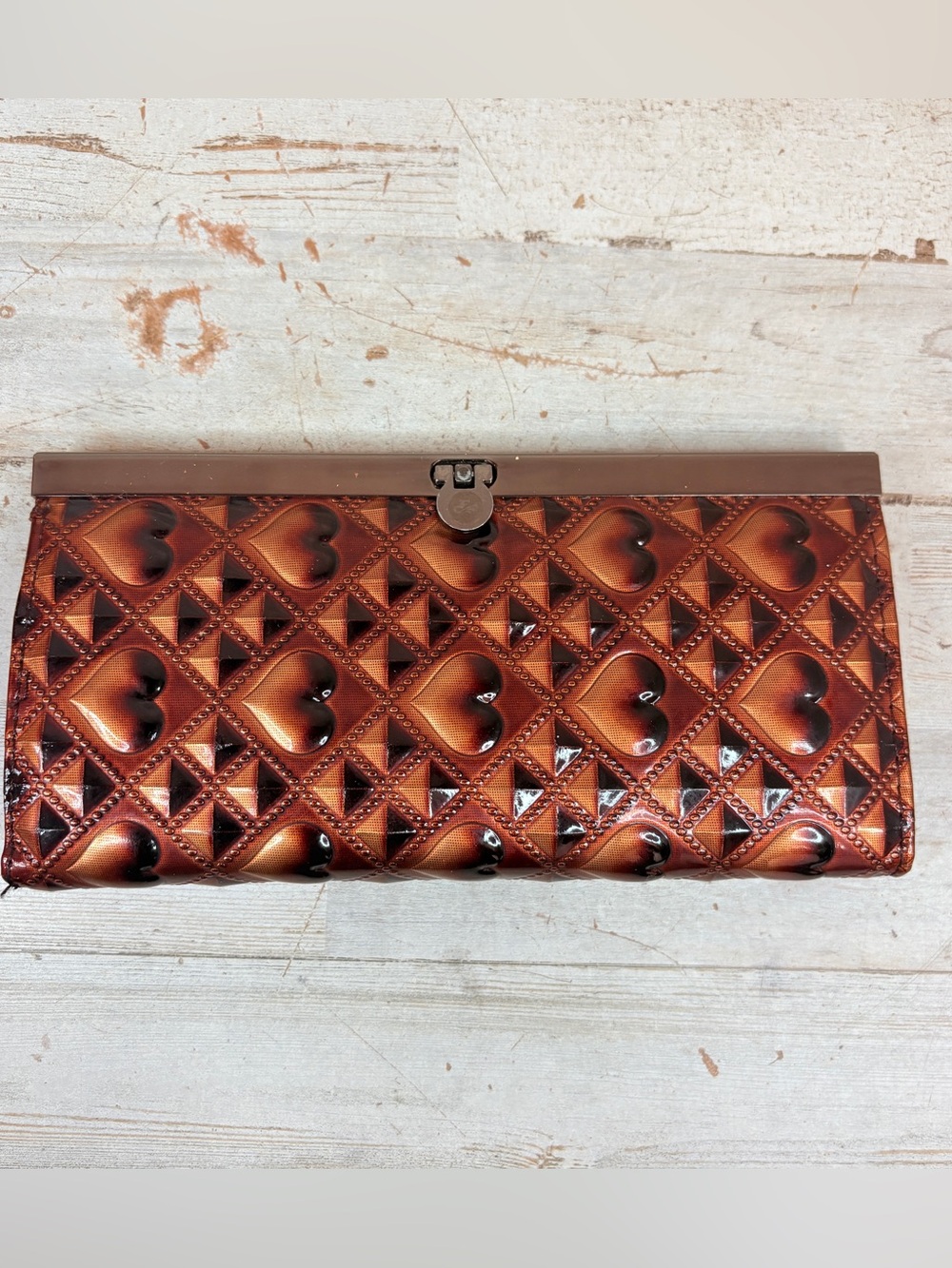 Women’s Hard Faux Leather Heart Diamond Clutch Wallet Brown Clasp